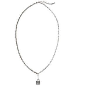 NWT Lock-It Necklace cabi Spring 2023